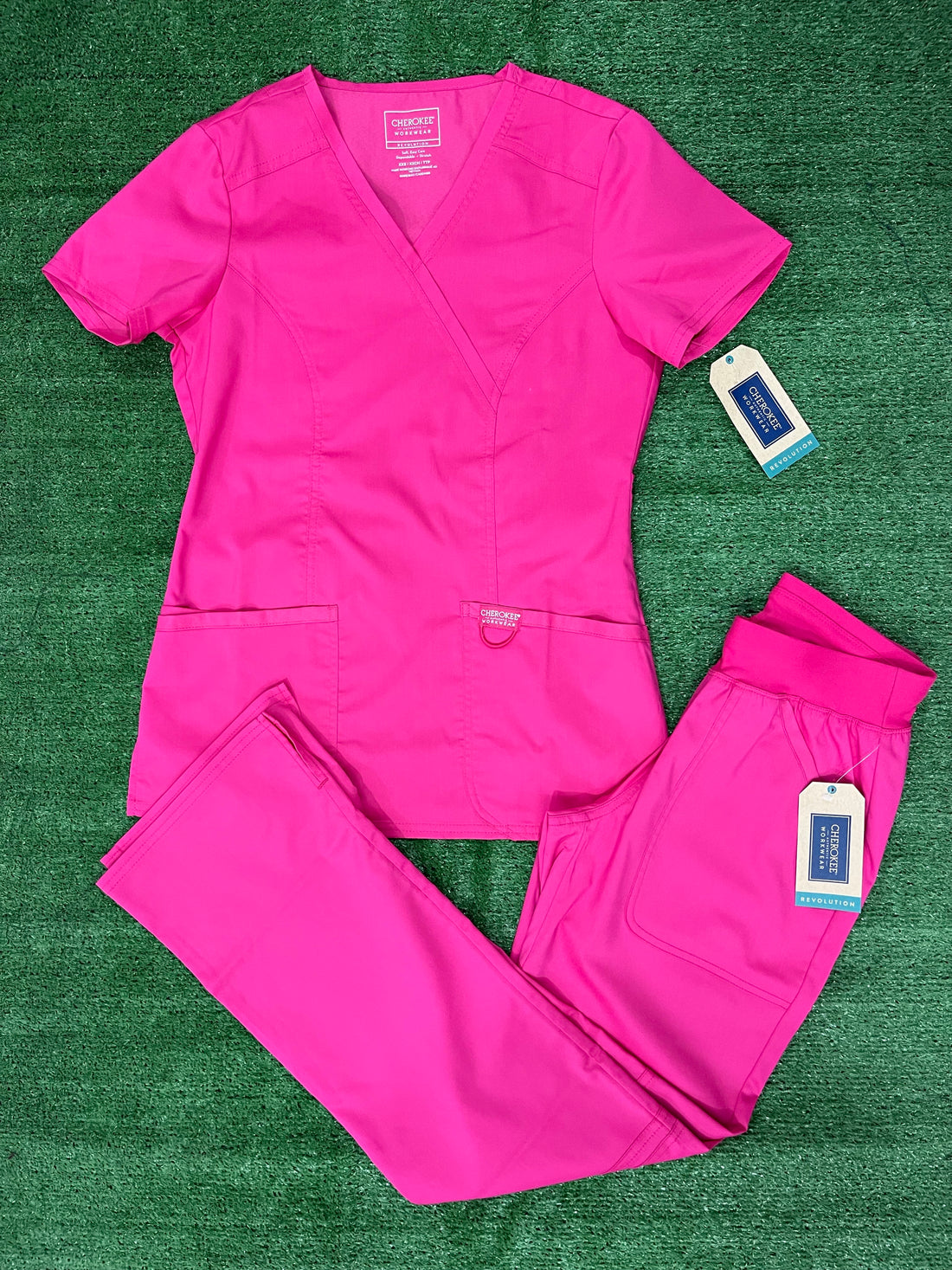 Cherokee - Conjunto Dama Revolution